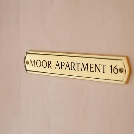 아파트 Moor 16 *